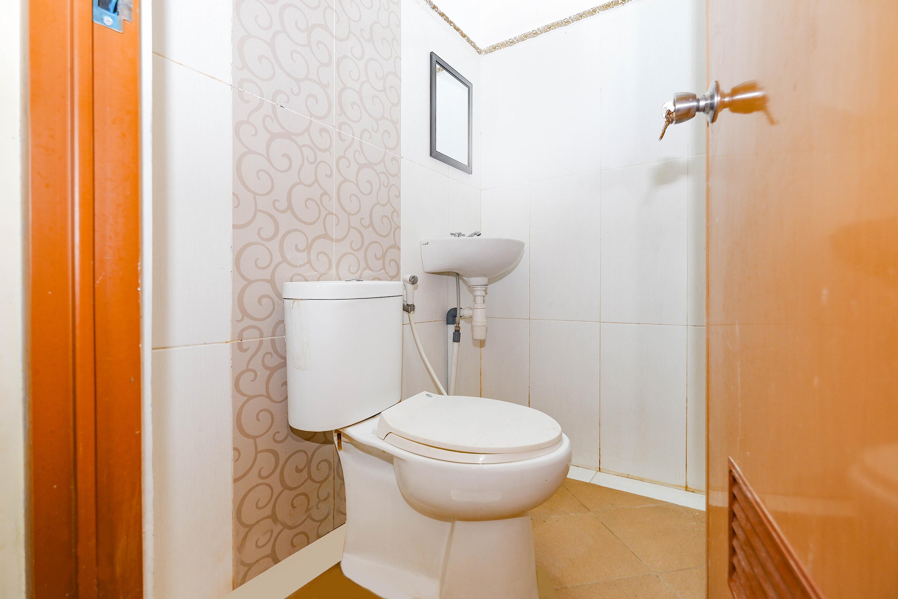 Hotel Oyo 2856 Fortuna Syariah 2*