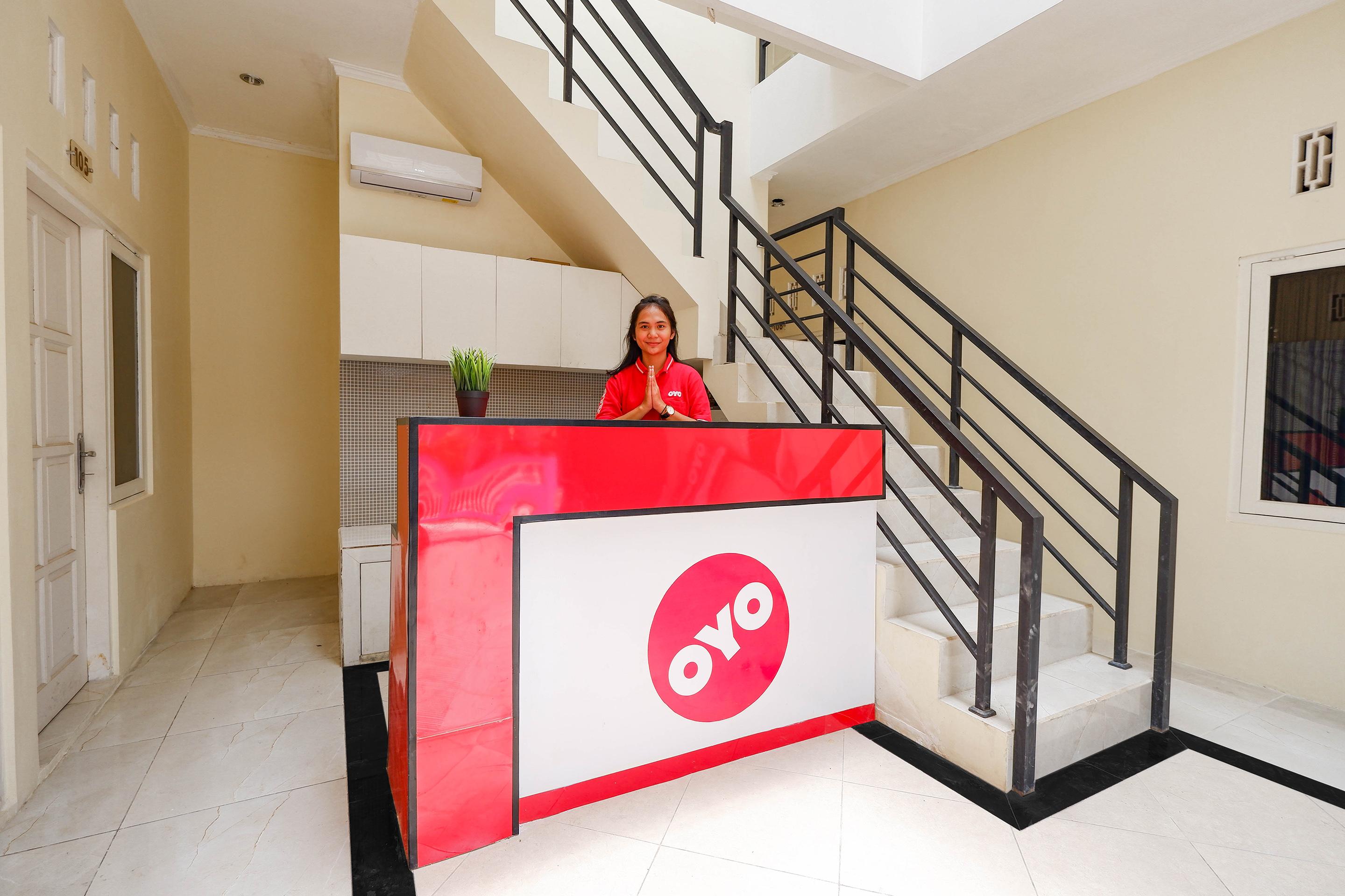 Oyo 2856 Fortuna Syariah Hotel 2*